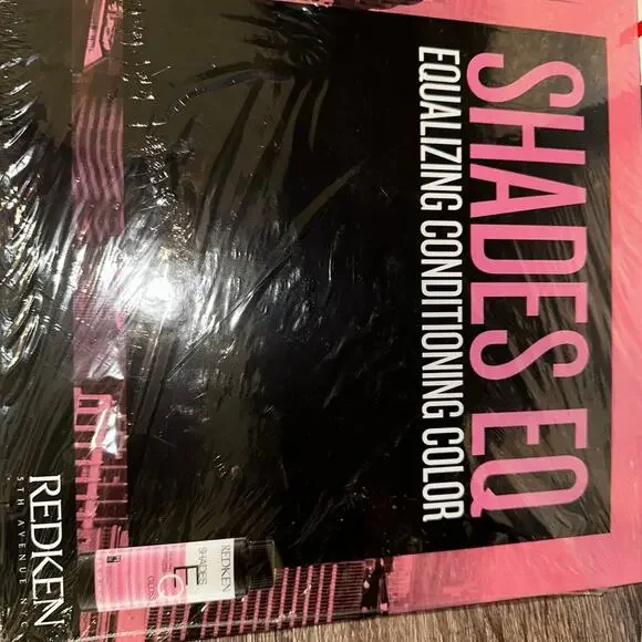 REDKEN Shades EQ Gloss Cream SwatchBook Swatch Book hair color gloss